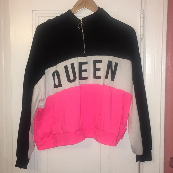Charlotte Russe Tops - Plus size - Colorblock Hoodie with Zipper.